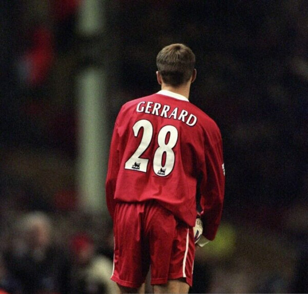 Liverpool Titular 1998/00 Mangas Largas - Gerrard #28 - Imagen 2