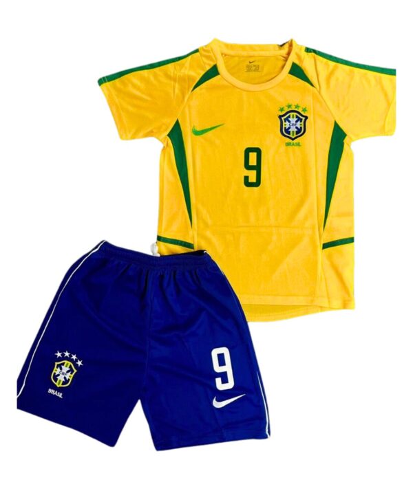 Kit Niño RETRO Brasil Titular 2002 - Ronaldo #9